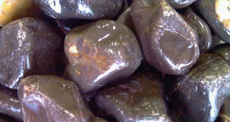 Cantos rodados negro